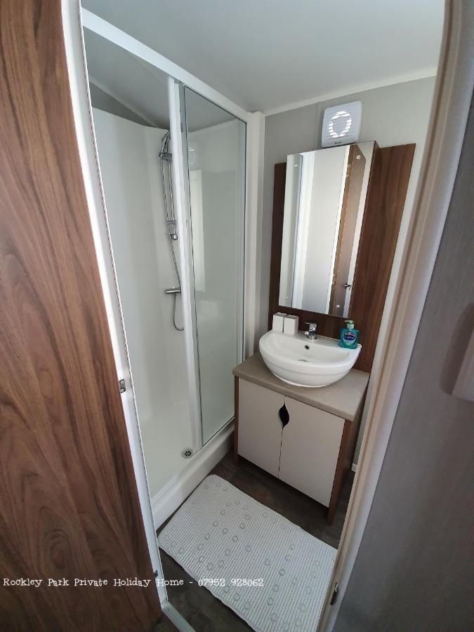 Haven Rockley Park, Lytchett Bay View, Private Holiday Home Lytchett Minster Экстерьер фото